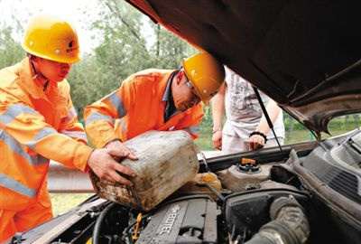 额尔古纳剑阁道路救援